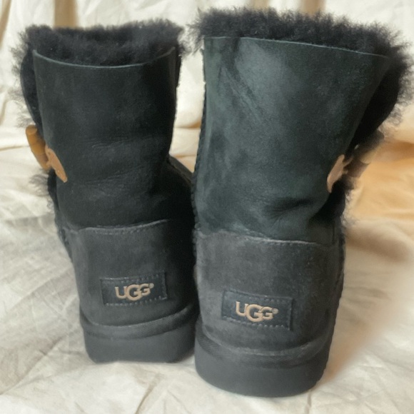 UGG Black Shearling Lined Boots - Picture 9 of 10